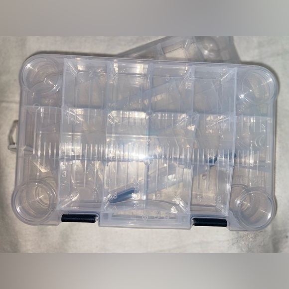 2 LURE BOXES OKEECHOBE NEVER USED THE MEASUREMENTS IN THE PICS - Picture 2 of 8